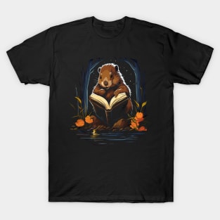 Beaver Reads Book T-Shirt